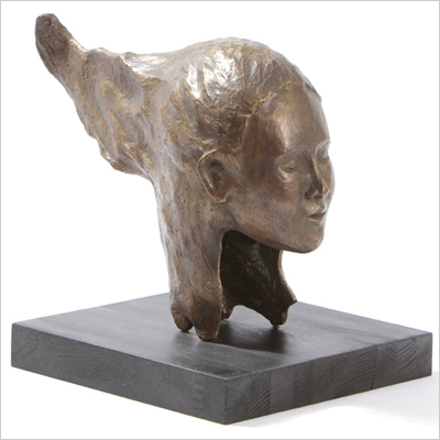 Windbraut, Bronze, 40x27,5x34cm (rechte Seite)